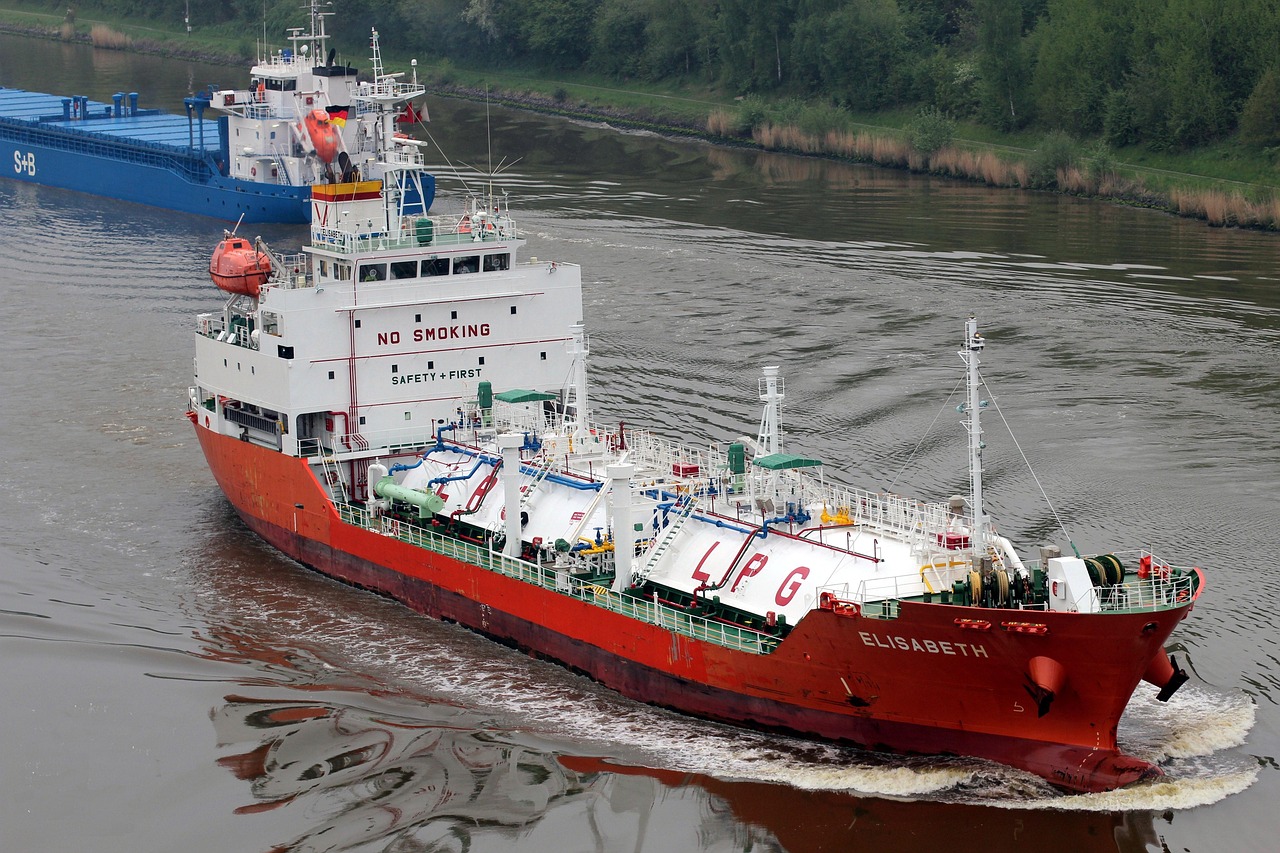 ship 286761_1280